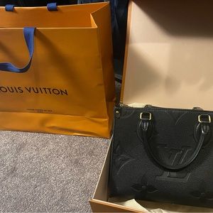 Louis Vuitton Onthego PM tote. Authentic, Gently used in excellent condition.